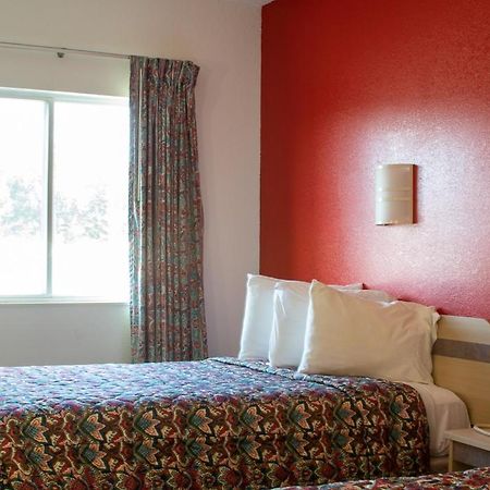 Morgantown Inn & Suites 외부 사진