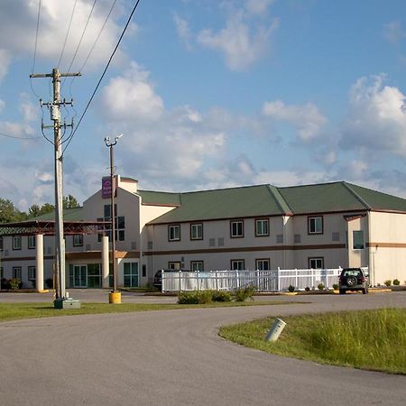 Morgantown Inn & Suites 외부 사진