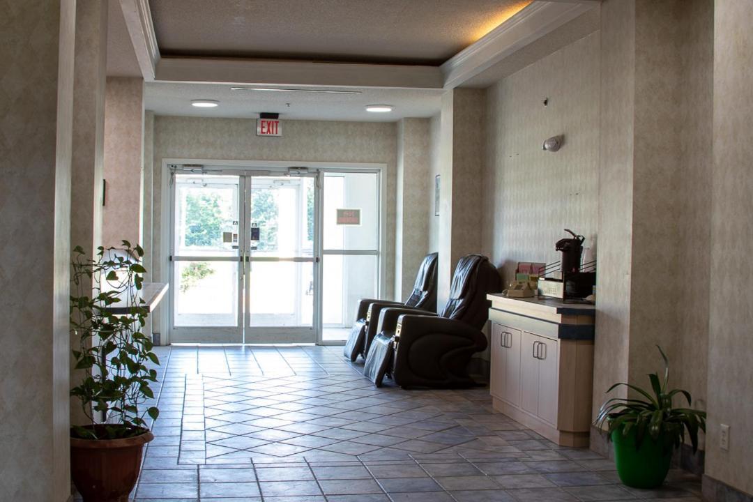 Morgantown Inn & Suites 외부 사진